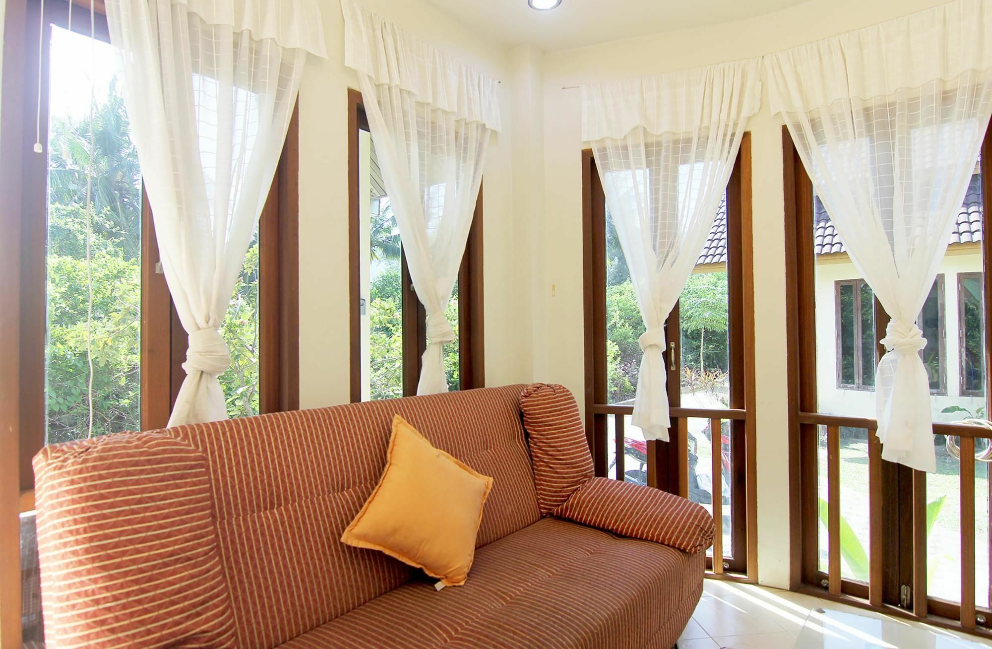 Villa Behind The Phuket Sea Dış mekan fotoğraf